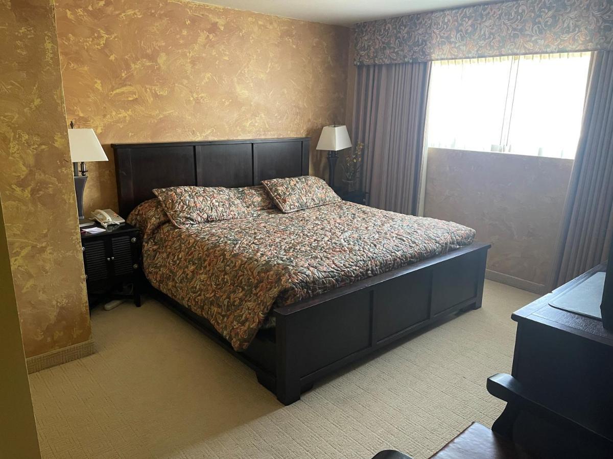 Ramada By Wyndham Viscount Suites Tucson East Экстерьер фото