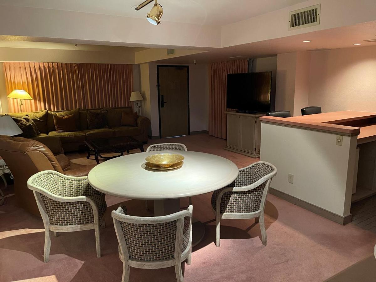Ramada By Wyndham Viscount Suites Tucson East Экстерьер фото